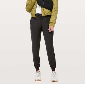 LULULEMON | On The Fly Joggers